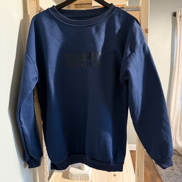 Taylor Swift Concert sweatshirt Eras Tour navy sz m - Picture 3 of 3